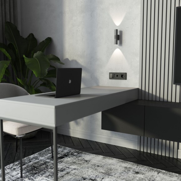 Рамка из поликарбоната на 3 поста Hammer черный W0032408 Рамка из поликарбоната на 3 поста Hammer черный W0032408