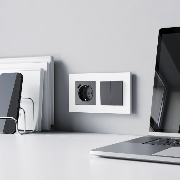 Рамка из поликарбоната на 2 поста Slab белый софт W0022961 Рамка из поликарбоната на 2 поста Slab белый софт W0022961