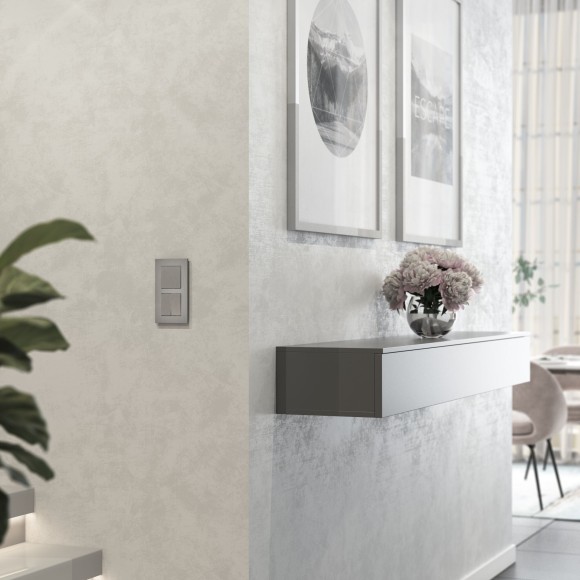 Рамка из металла на 2 поста АluMax алюминий W0023506