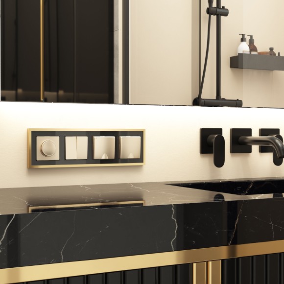 Рамка из металла на 4 поста Baguette черный/латунь W0042852 Рамка из металла на 4 поста Baguette черный/латунь W0042852