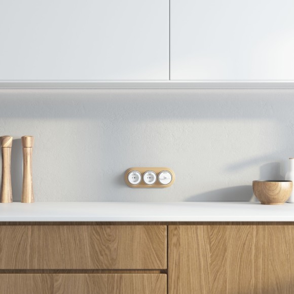 Рамка на 3 поста светлый бук W0035224 Рамка на 3 поста светлый бук W0035224