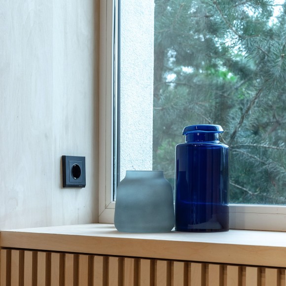 Рамка из поликарбоната на 1 пост Stark черный W0011808