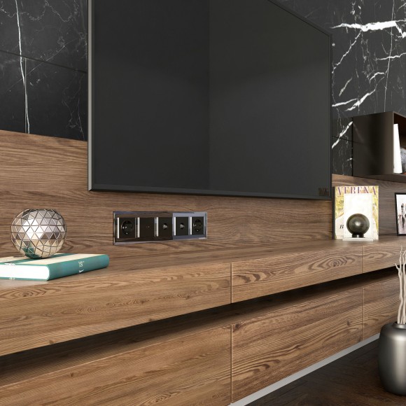 Рамка из стекла на 5 постов Diamant черный W0051208 Рамка из стекла на 5 постов Diamant черный W0051208