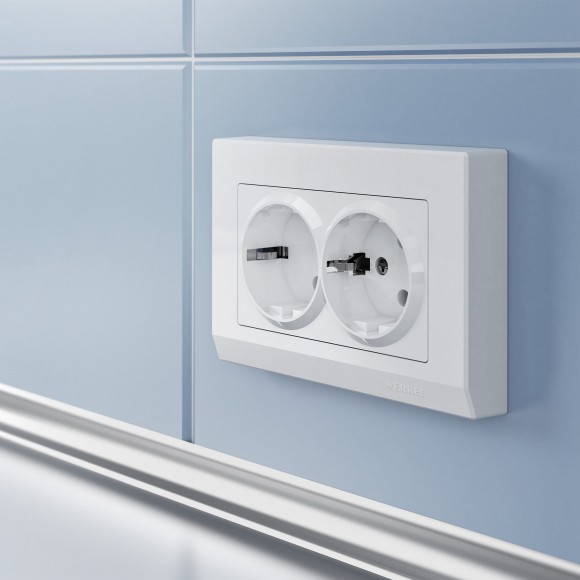 Рамка из поликарбоната для двойной розетки Stark белый W0081801