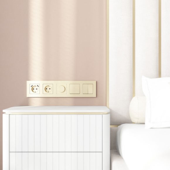 Выключатель одноклавишный проходной (шампань) W1112011 Выключатель одноклавишный проходной (шампань) W1112011