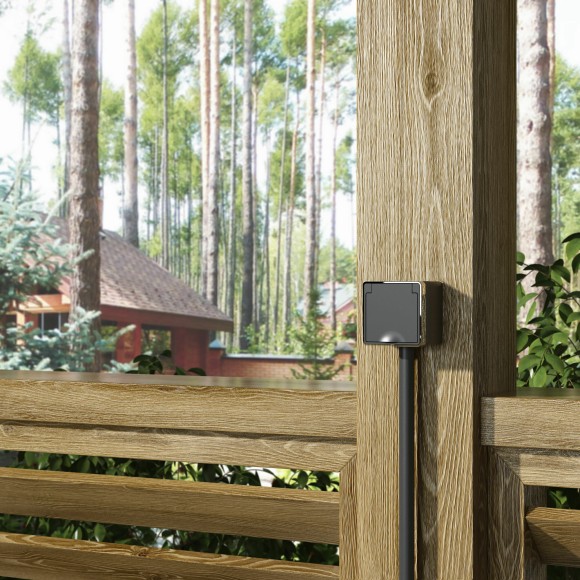 Розетка влагозащ. с зазем. с защит. крышкой и шторками Gallant черный/хром W5071235 Розетка влагозащ. с зазем. с защит. крышкой и шторками Gallant черный/хром W5071235