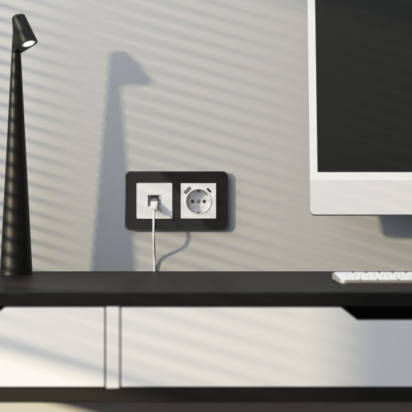 Рамка из стекла на 2 поста Elite черный W0022448 Рамка из стекла на 2 поста Elite черный W0022448