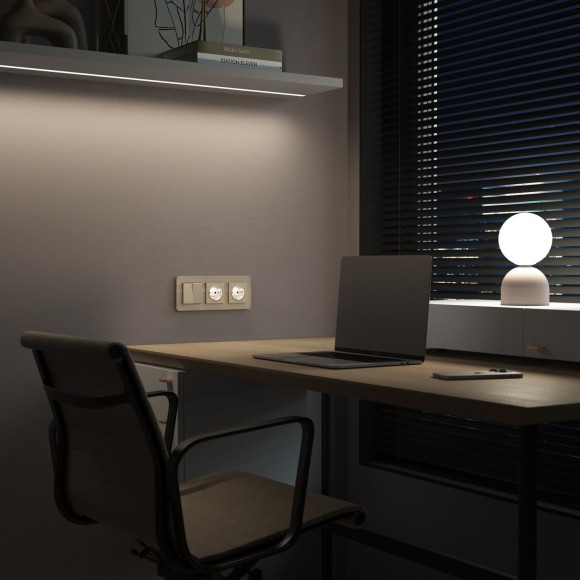 Розетка с подсветкой W (айвори матовый) W1171462