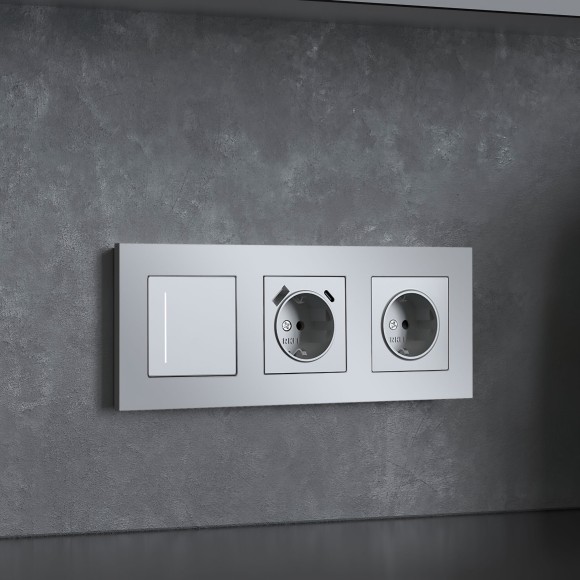 Рамка из поликарбоната на 3 поста Slab серебро софт W0032965