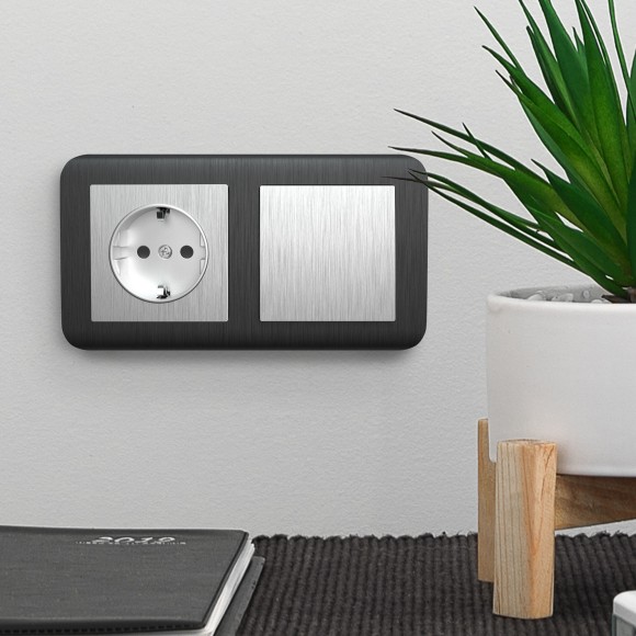 Выключатель одноклавишный cеребряный рифленый W1110009 Выключатель одноклавишный cеребряный рифленый W1110009