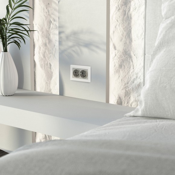 Розетка двойная с заземлением (дымчатый) W1272004