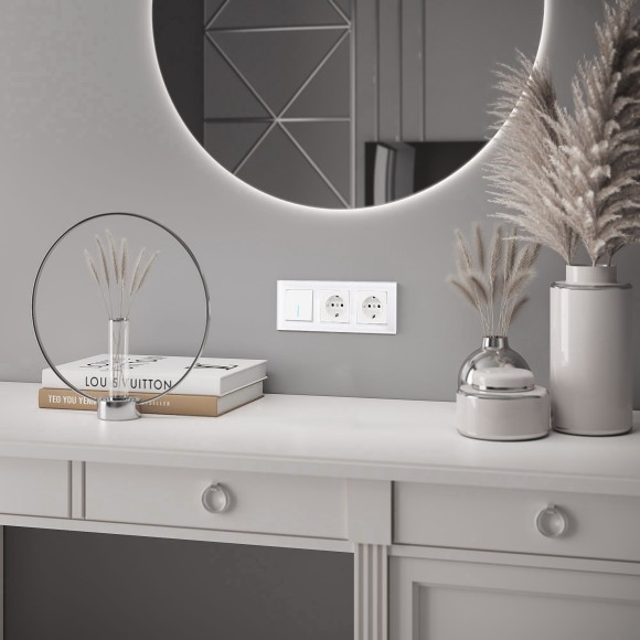 Выключатель одноклавишный проходной с подсветкой (белый) W1112101 Выключатель одноклавишный проходной с подсветкой (белый) W1112101