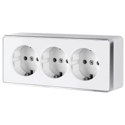 Розетка тройная с заземлением и шторками Gallant белая W5073101