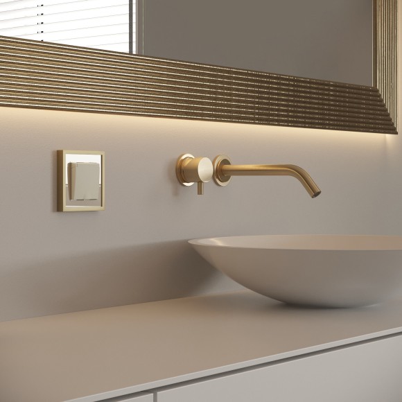 Рамка из металла на 1 пост Baguette айвори/латунь W0012851