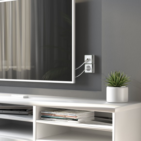 Розетка с заземлением Gallant белая W5071001 Розетка с заземлением Gallant белая W5071001