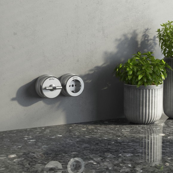 Розетка с заземлением Vintage серебро матовый/хром W5871054