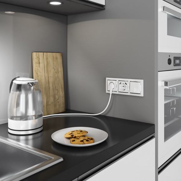 Розетка с заземлением, шторками и USBх2 (белая) W1171501 Розетка с заземлением, шторками и USBх2 (белая) W1171501