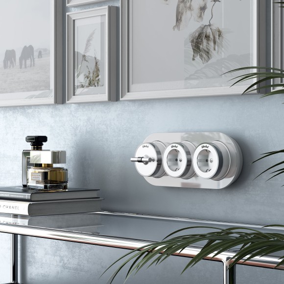 Розетка с заземлением Vintage белый матовый/хром W5871050