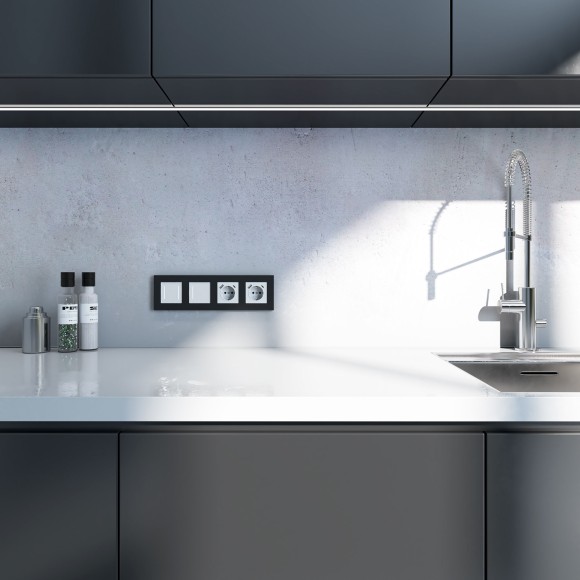 Рамка из поликарбоната на 4 поста Slab черный софт W0042908