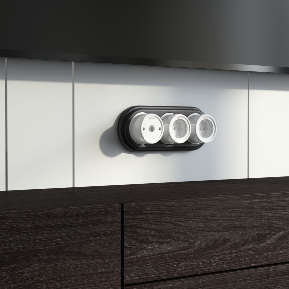 Рамка на 3 поста венге W0035226