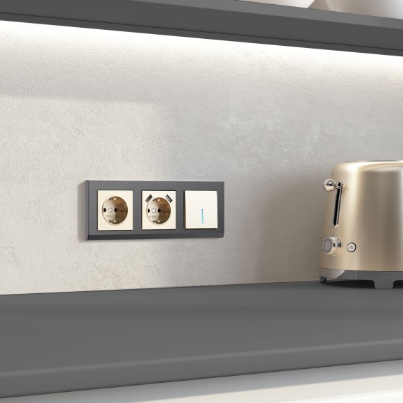 Выключатель одноклавишный с подсветкой (шампань) W1110111 Выключатель одноклавишный с подсветкой (шампань) W1110111