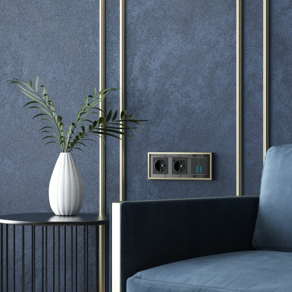 Рамка из металла на 3 поста Baguette черный/латунь W0032852