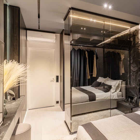 Рамка из поликарбоната на 3 поста Stark черный W0031808