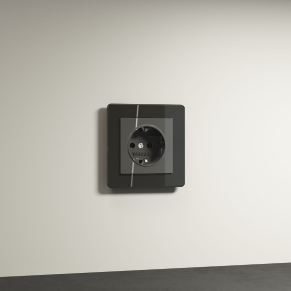 Розетка с заземлением и шторками (графит акрил) W1171144 Розетка с заземлением и шторками (графит акрил) W1171144
