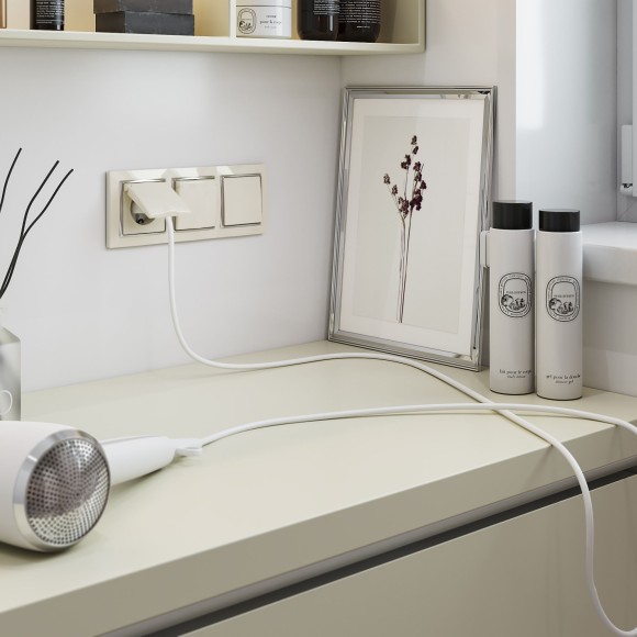 Перекрестный выключатель одноклавишный (слоновая кость) W1113003 Перекрестный выключатель одноклавишный (слоновая кость) W1113003