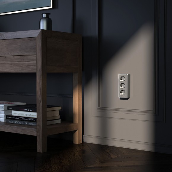 Розетка тройная с заземлением и шторками Gallant графит рифленый W5073104 Розетка тройная с заземлением и шторками Gallant графит рифленый W5073104