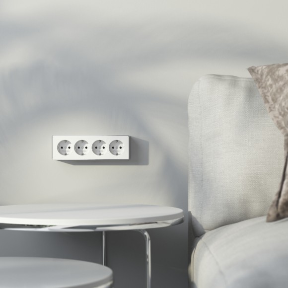 Розетка четверная с заземлением и шторками Gallant белая W5072210 Розетка четверная с заземлением и шторками Gallant белая W5072210