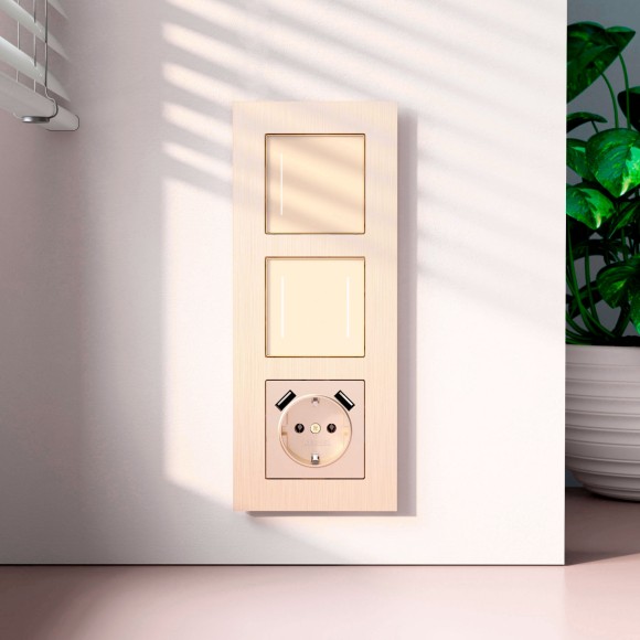 Рамка из металла на 3 поста АluMax шампань алюминий W0033511 Рамка из металла на 3 поста АluMax шампань алюминий W0033511